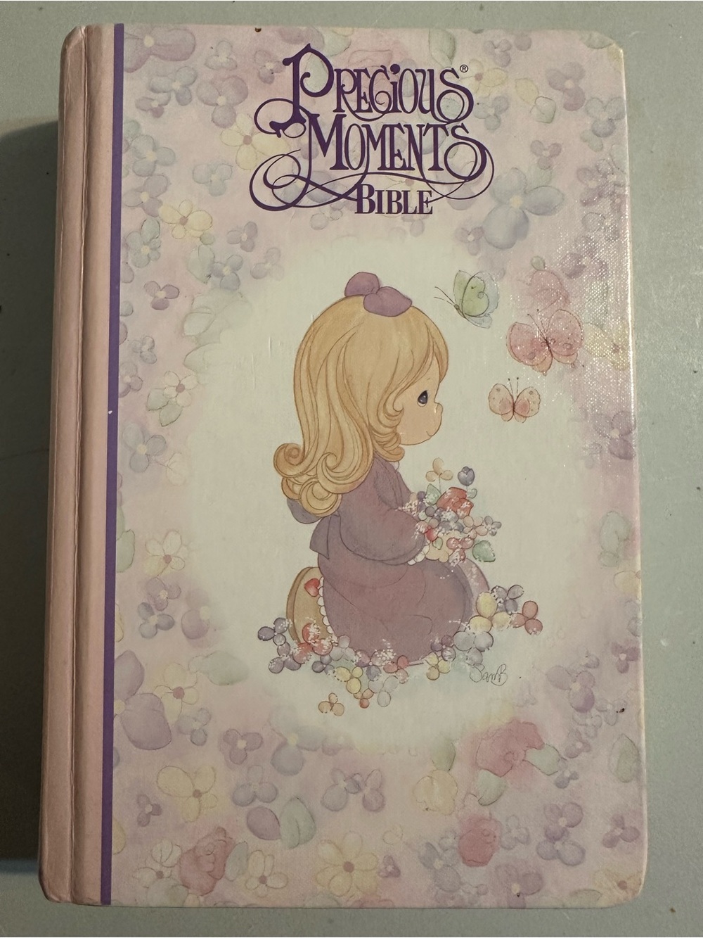 Vintage Precious Moments Illustrated Bible, Small Hands Edition